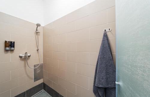 Stuwerviertel Apartment | 3 Bedrooms - 75sqm - 15 Min. City Center