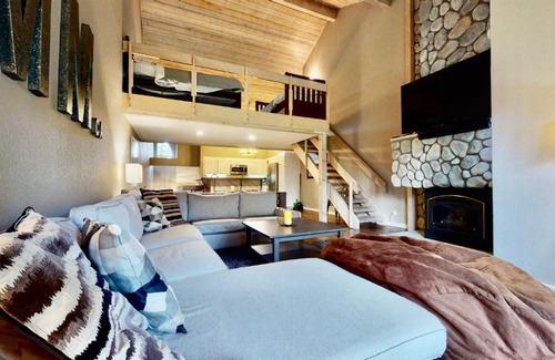 Mammoth Lakes House | 3 Bedrooms and Loft with gorgeous views all around Sleeps 12 comfortably