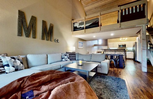 Mammoth Lakes House | 3 Bedrooms and Loft with gorgeous views all around Sleeps 12 comfortably