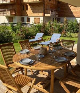 Le Planellet Apartment | 3 bedrooms apartment with garden, gym and shared spa