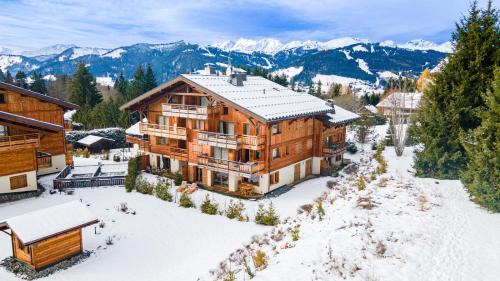 Le Planellet Apartment | 3 bedrooms apartment with garden, gym and shared spa