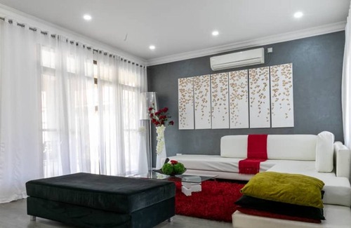 Lusaka Villa | 3 bedrooms exclusive villa in Mass Media