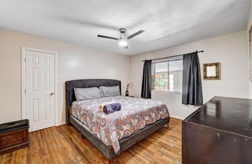 Rancho Oakey House | 3 Bedrooms house in Marvelous Las Vegas