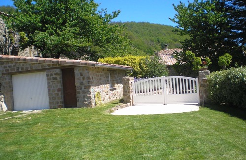 Laboule House | 3 Bedrooms Private Vacation Home In Laboule
