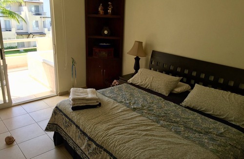 Granjas del Marques Villa | 3 Bedrooms Villa, Swimming Pool, Near The Airport