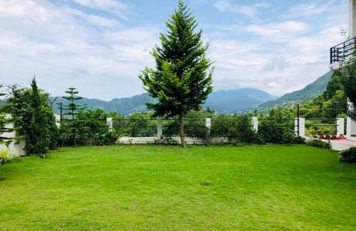 Bhimtal Villa | 3 BHK Freespirit Villa with Huge Garden(Lake View)