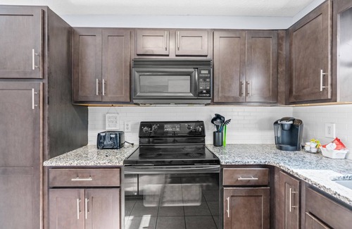 Coquina Gables Cottage | 3 Blocks to the Beach, Cozy 2 bedrooms, 1 full bath home.