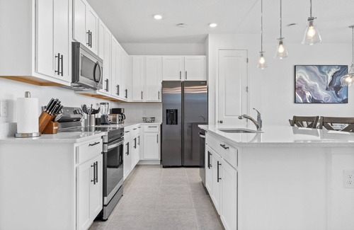 West Haven House | 3 BR, 2.5 BA Villa | Sleeps 8!