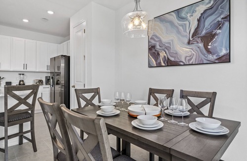 West Haven House | 3 BR, 2.5 BA Villa | Sleeps 8!