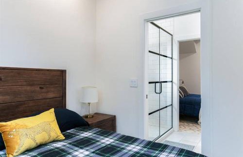 Georgetown House | 3 BR 2 BA Loft at Fr. Sorin's w/Paddle Tennis
