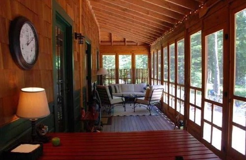 Kennebec Cottage | 3 BR/2BA Great Pond Rome, Maine Lakehouse