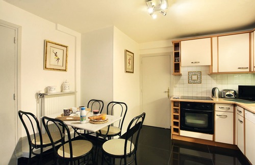 Les Iles Apartment | 3 BR-2BA Luxury - Ile Saint Louis on the Seine River