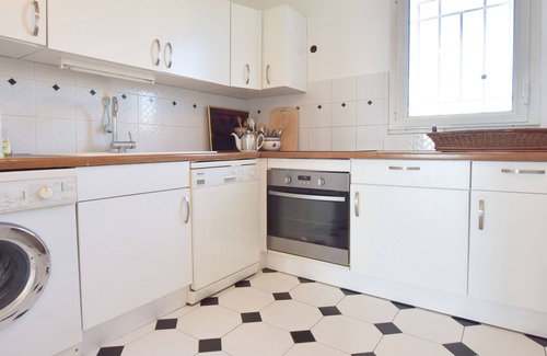 Cannes Apartment | 3-Br. Apartment, Sea View, Swimming Pool.