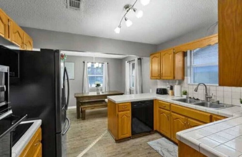 Conway House | 3 BR Beautiful and Spacious Home in Conway