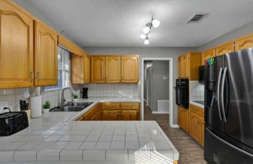 Conway House | 3 BR Beautiful and Spacious Home in Conway
