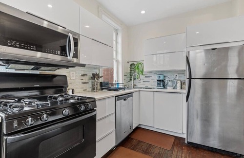 Park View House | 3-BR Historic Home Nestled Btw Petworth & CoHi