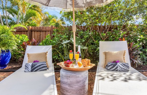 Central Corals House | 3 Br home, Clean, Close to Beach, Relaxing Vibe