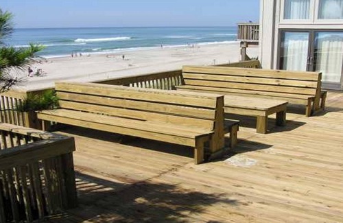 Pine Knoll Shores House | 3 BR Oceanfront Townhome - Remodeled Kitchen & Baths, Views Pool WiFi