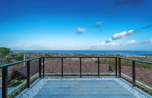 Kutuh Villa | 3 BR Secluded Villa Few Minutes to Geger Beach, South Bali Nusa Dua