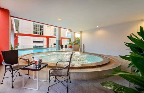 Embassy District Condo | 3 BR/Sky view/Lumpini/Monthly