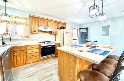 Speedway House | 3 BR Speedway Home!