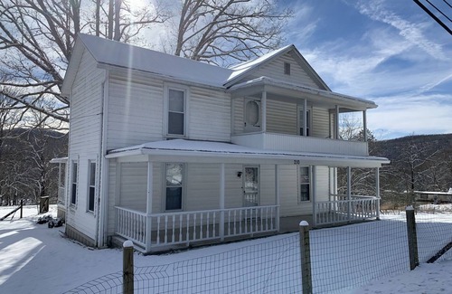 Cass House | 3 Br The Shay Inn Located15 minutes to Snowshoe Mountain