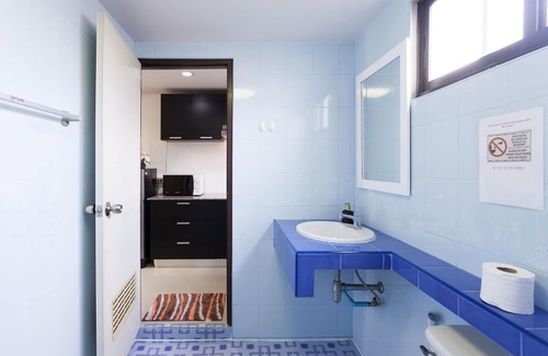 Chang Khlan House | 3 BR townhouse in Chiangmai city near old town and near bazaar