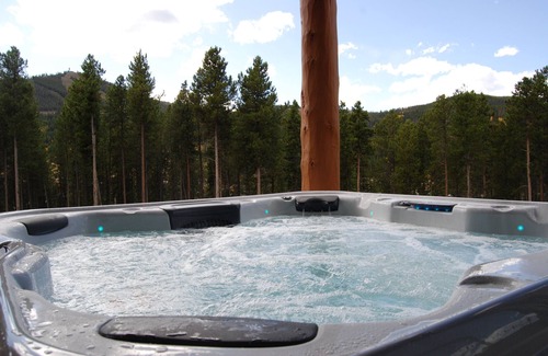 Winter Park House | 3 BR with Private Hot Tub and views of the slopes in prestigious Lakota!