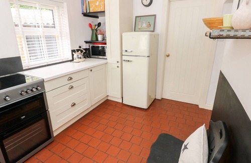 Narberth Cottage | 3 Bridge Villas