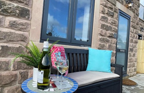 Wirksworth Apartment | 3 chapel row cottages