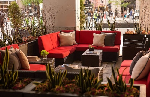 Downtown Chicago Hotel | 3 Comfortable Units! Pet-friendly Property! Near Riverwalk & Chicago Attractions