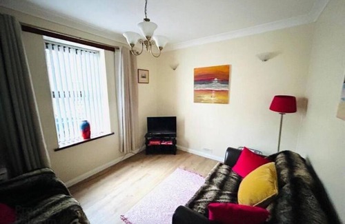 Londonderry Apartment | 3 Double Bed Entire Home