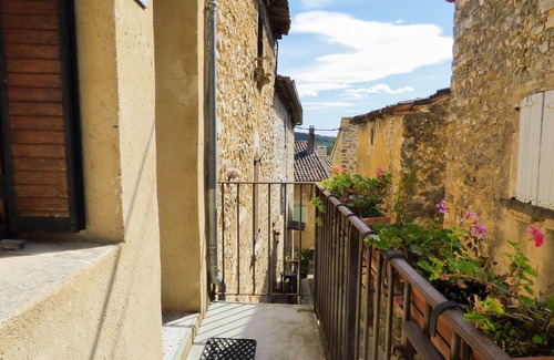 Labastide-de-Virac Cottage | 3 EPIS GITE OLIVIER IN THE GORGES OF ARDECHE 10 MINUTES OF Vallon Pont d'Arc