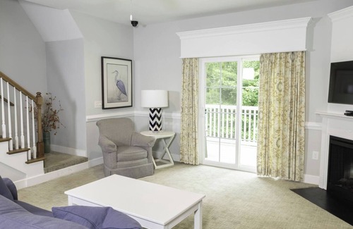 Lackey Resort | 3 Estate 2BR Units w/Private Patio, Garden Tub, and Outdoor Pool