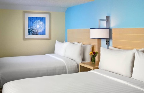 Crestline Heights House | 3 Family-friendly Suites w/ FULL Kitchen, Pets Allowed, Onsite Pool, Breakfast!