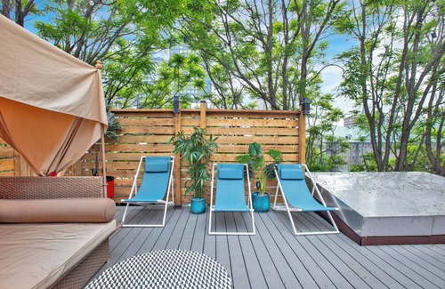 Downtown Montreal House | 3 Floor Penthouse in the heart of Downtown - Rooftop terrace and indoor parking