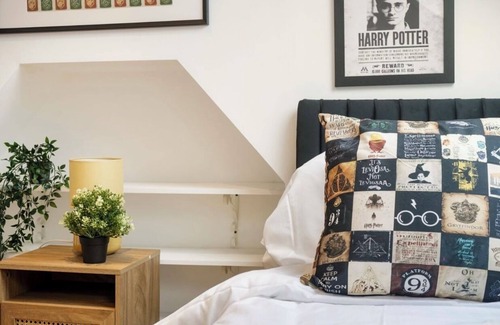 Watford House | 3 Floors 3 bedroom home Watford