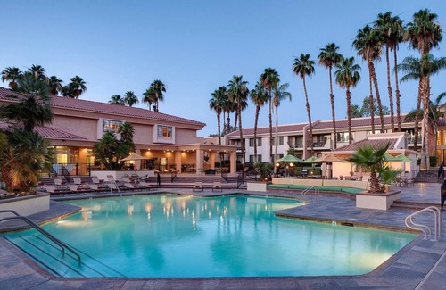 Cathedral City Condo | 3 Holiday nights! July 1st - 4th 1bdr condo x 4 guests!