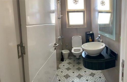 Sidi Abd El-Rahman Ski Chalet | 3 in 1 Lux Chalet in Hacienda Bay Resort. [Families Only]