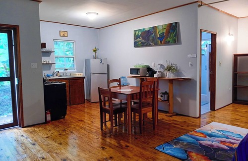 San Ignacio House | 3 Jungle Cottages near town~6 beds~AC~ Restaurant onsite~ Continental Breakfast