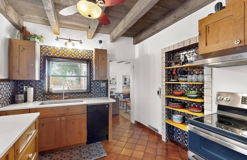 Sawmill Area House | 3 King Beds+Hot Tub+Walkers Paradise+Gated Parking+Instant Hot+Refrigerated Air