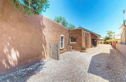 Sawmill Area House | 3 King Beds+Hot Tub+Walkers Paradise+Gated Parking+Instant Hot+Refrigerated Air