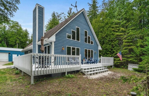Baileys Harbor House | 3 King Beds | Private Shoreline
