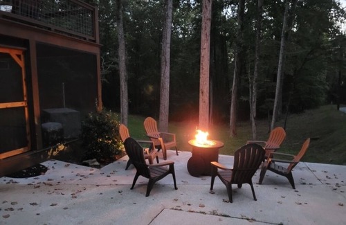 Unaka Cabin | 3 LITTLE BEARS DEN AT BEAR PAWnGREAT FAMILY VACATION HOME. EVERYTHING YOU NEED