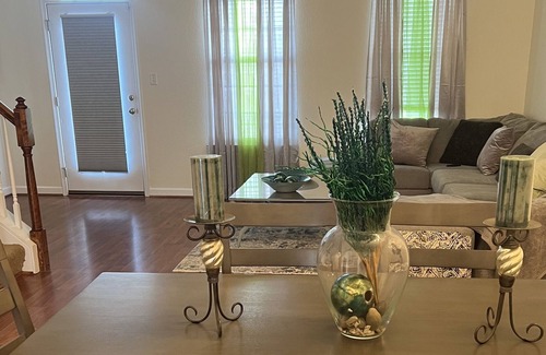 Portsmouth Condo | 3 Master Bedrooms near Casino