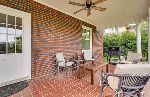 Summerville House | 3 Mi to Augusta National: Historic Home w/Patio