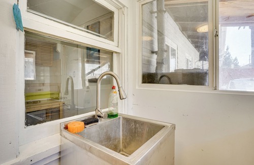 Northwest San Pedro Apartment | 3 Mi to Beaches: Low-Key San Pedro Rental!