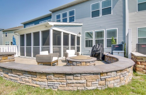 Frankford House | 3 Mi to Bethany Beach: Townhome w/Fire Pit