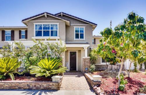 Southwest Anaheim House | 3 Mi to Disneyland Home with Hot Tub and Game Room
