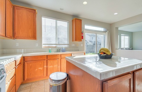 Merced House | 3 Mi to Downtown Merced: Family-Friendly Home